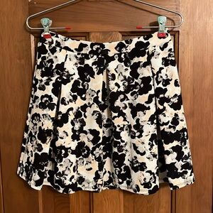 Joe Benbasset (Joe B) Floral Mini Skirt (size medium)